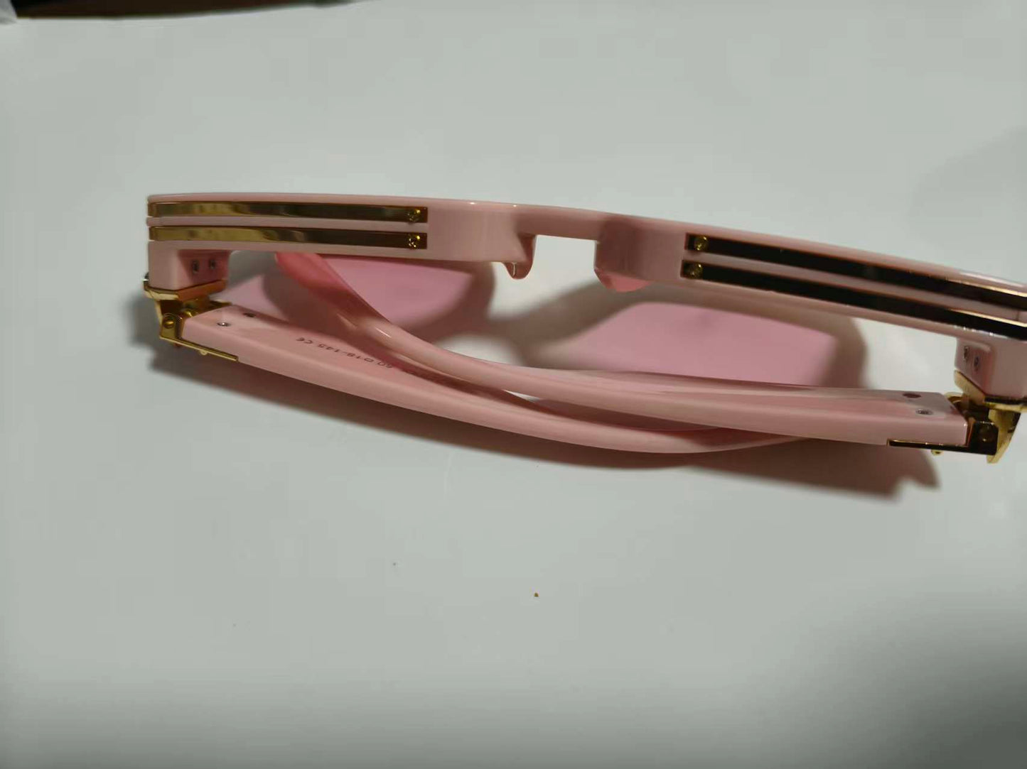 Y2K Pink Square Sunglasses Women Retro Thick Frame Color Lens Fashion Party Shades