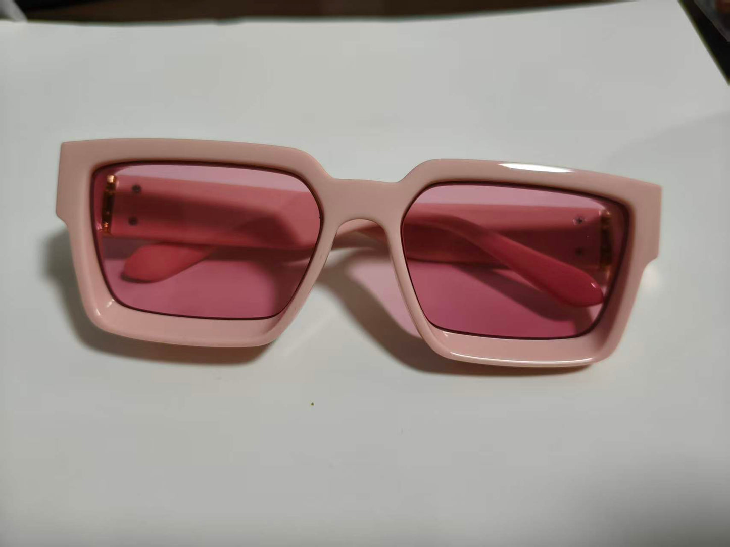 Y2K Pink Square Sunglasses Women Retro Thick Frame Color Lens Fashion Party Shades
